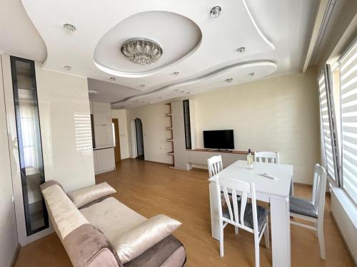 2BR Garden Bay Apartment