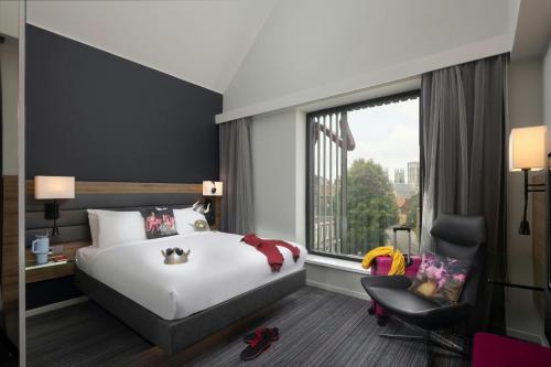 Double room, city view