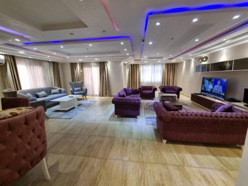 Pino home 3, Kairo