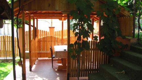 Guesthouse Elena - image 13