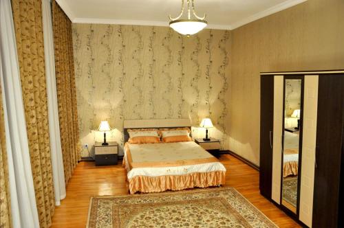 Tesis özellikleri, Ganja Hotel in Ganja