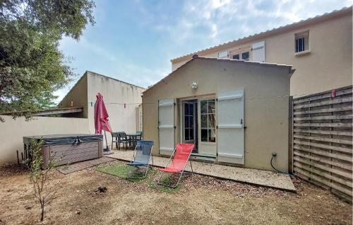 3 Bedroom Amazing Home In Jard-Sur-Mer - Location saisonnière - Jard-sur-Mer