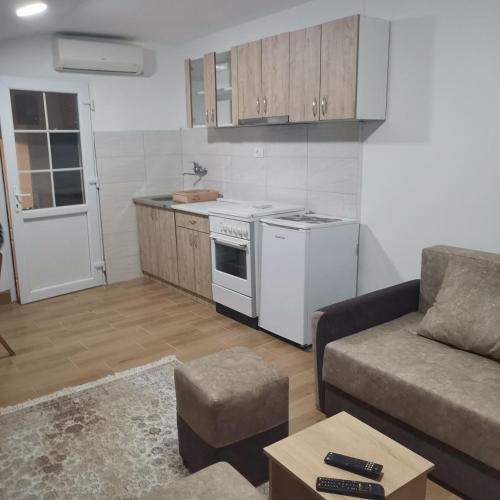 Apartman Novi Sad Detelinara