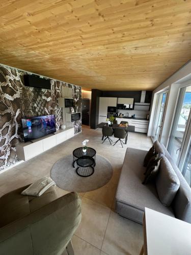 Ossiach Heights - Penthouse mit See- und Bergblick in Altossiach, Österreich