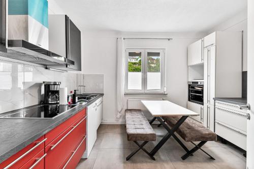 廚房, RAUMSCHMIDE Apartments Esslingen Altbach in 阿爾特巴赫