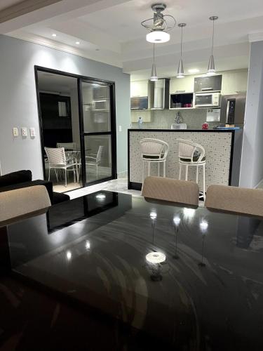 Facilities, Conforto e lazer a 50m da praia de Pitangueiras in Barra Funda