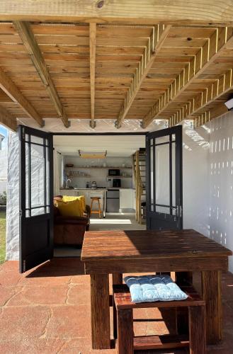 Blue Fish Cottage in Country Club