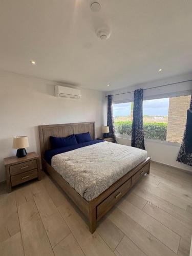Sunset Bliss Suite at Commandeurs - image 3