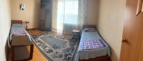 Three-room apartment in the center - image 2