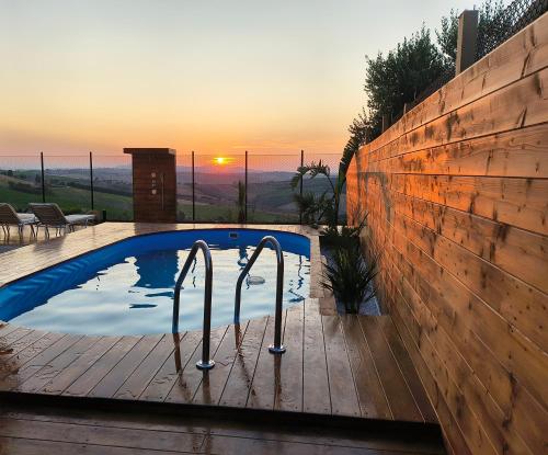 Peldbaseins, Luxury Villa Daisy in Monte Porzio