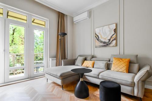 Designer 2BD Apt Near Alexander Nevski Cathedral by Flat Mаnager, Sofie (fotografie 7)
