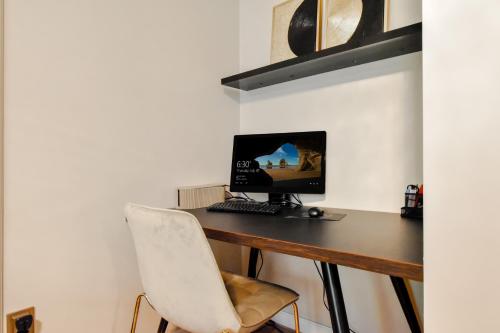 Designer 2BD Apt Near Alexander Nevski Cathedral by Flat Mаnager, Sofie (fotografie 9)