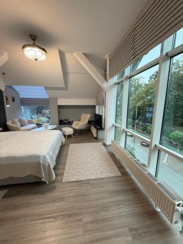 . Hotel Maria
