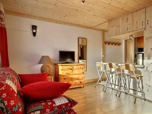 Studio rénové sud avec balcon, 3/4 pers., au pied des pistes - FR-1-455-87 - Location saisonnière - La Plagne-Tarentaise