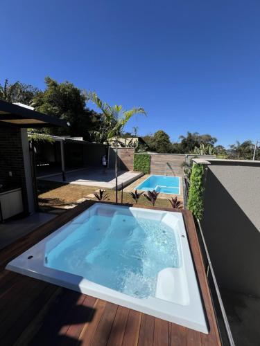 Sítio em confins, com Piscina e hidro aquecida