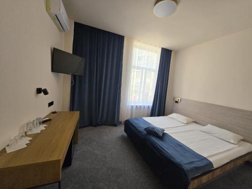 Hotel Astoria City Center - image 14
