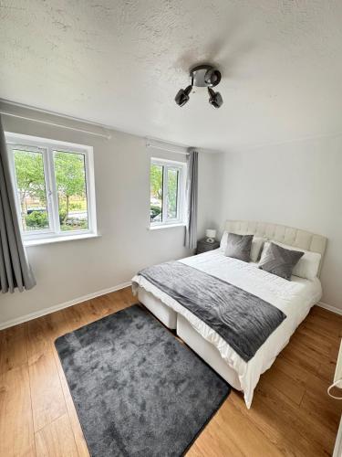 C&S Luxe - Work & Explore - London, Greenwich, Near 02 arena, Nature views, Free Parking & Park retreat perfect for Long stays