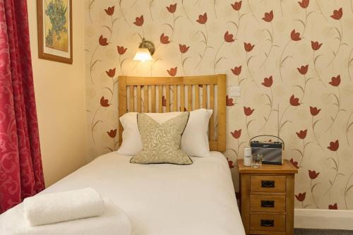 1 twin bed