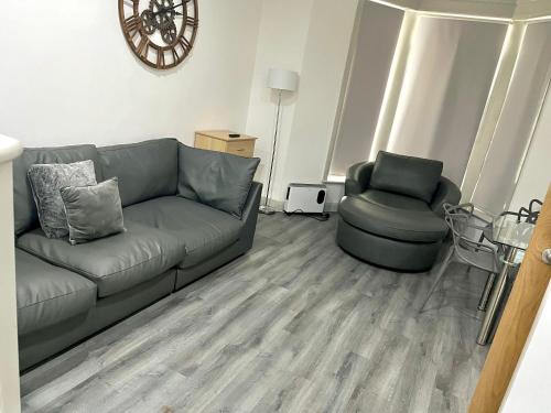 1 double bed, 1 sofa bed
