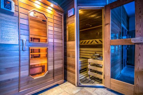 Sauna, Szarvaskut Vendeghazak in Lókút