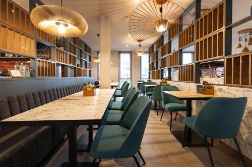 Food and beverages, Holiday Inn - The Niu Pax Berlin Airport By IHG in Airport Berlin-Schonefeld