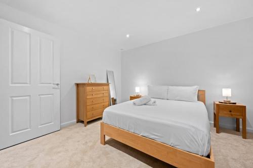 1 Bed Northern Quarter Flat City Centre, Manchester (photo 7)