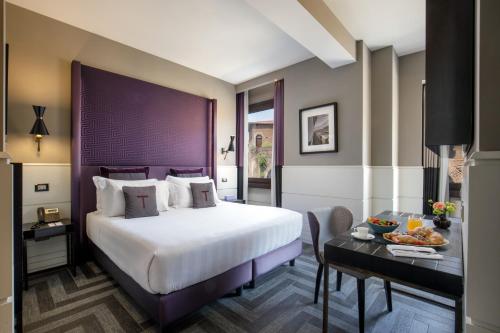 The Tribune Hotel - image 9