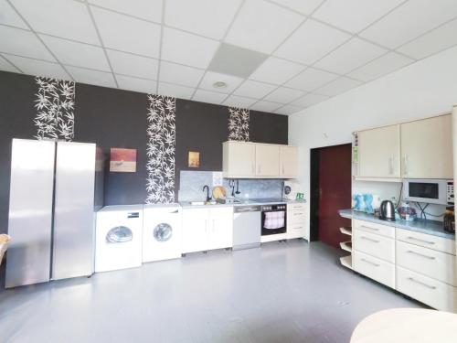 Kitchen, Nibelungen-Stubb mit einer Gemeinschaftskuche in Lautertal (Odenwald)