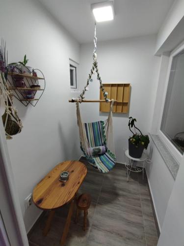 Dinkica Corner 3133 Centar near National theatre - Narodno pozorište - image 2