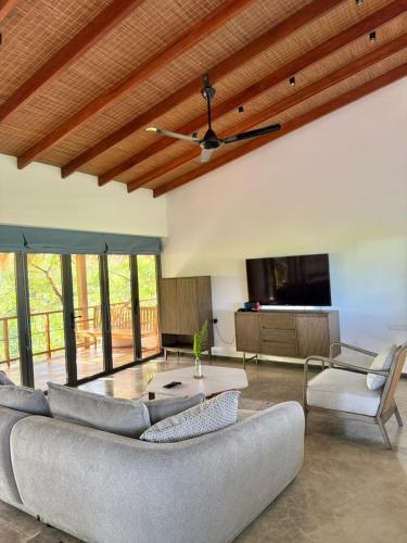 Meeting room / ballrooms, Niketh Villa Komari Arugambay in Komari