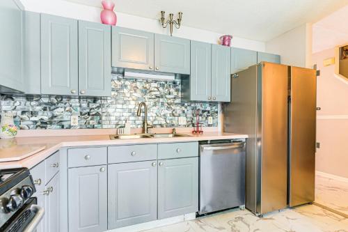 11 Mi to Dtwn Aberdeen: Spacious Townhome! in Bel Air (MD)