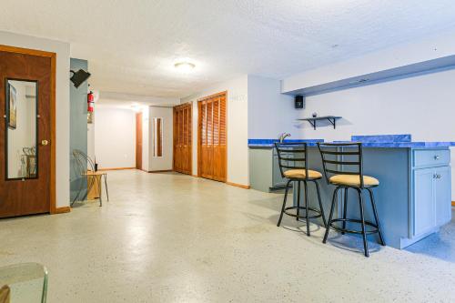 11 Mi to Dtwn Aberdeen: Spacious Townhome! in Bel Air (MD)