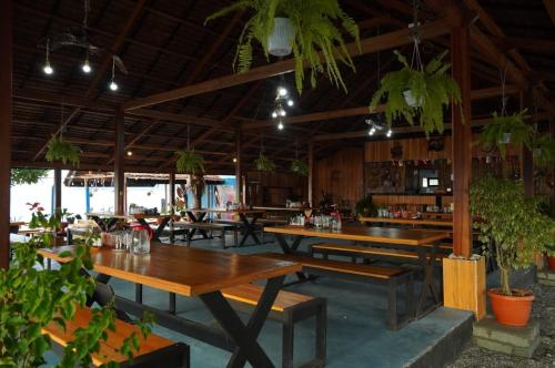Kasamba Resort in Ampana