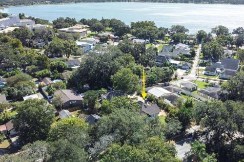 Serenity on Success Avenue in Lakeland, USA