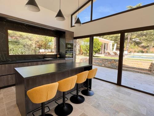 Létesítmények, Villa Mimosa piscine privée (Villa Mimosa piscine privee) in Le Jas des Amandiers