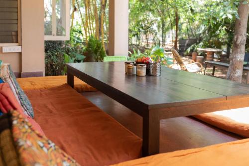 Létesítmények, Anokhi Garden Guesthouse and Cafe in Gokulam