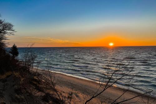 Little Blue Cottage in Frankfort