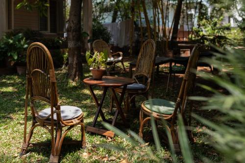 Kert, Anokhi Garden Guesthouse and Cafe in Gokulam