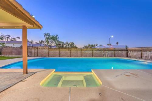 Las Vegas Strip Views Pool Jacuzzi, Las Vegas (fotografie 5)