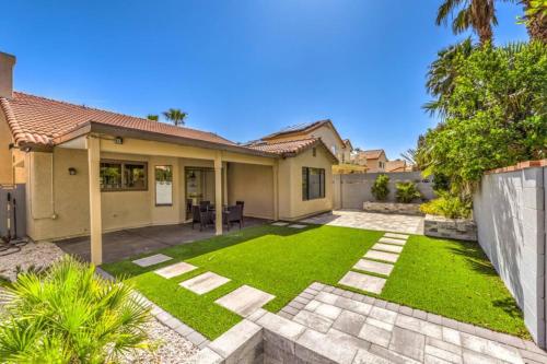 Old Mill Chic Modern Bungalow in Green Valley, Las Vegas (foto 8)