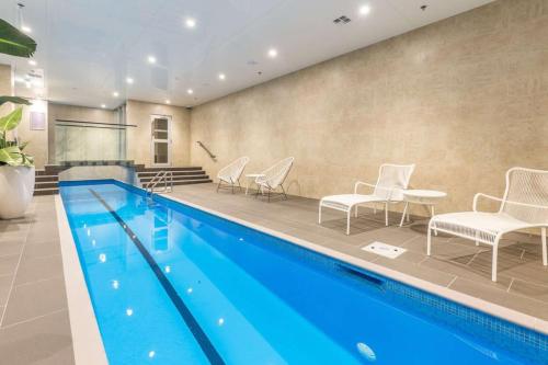 CBD Modern Apartment with City views - Pool - Gym, Auckland (fotografie 3)