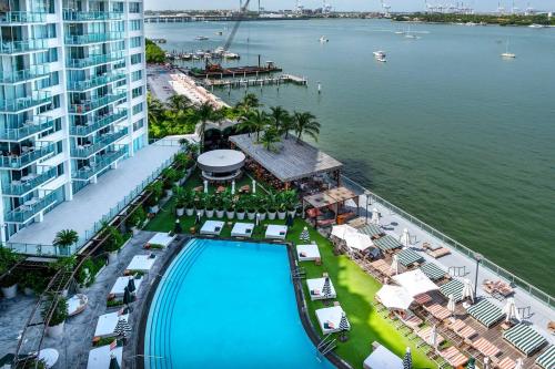 2 King Rooms Mondrian Resort Skyline Bay Balcony — other in 1100 West Avenue, Miami Beach United States, 33139