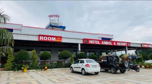 . Hotel Anmol and Resort