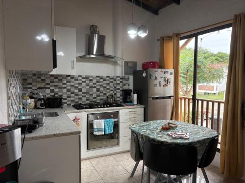 La Cabaña de Victor (La Cabana de Victor) in Olon