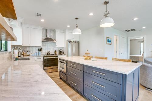 Boat, Fish and Swim Lake Conroe Home with Hot Tub! in Willis