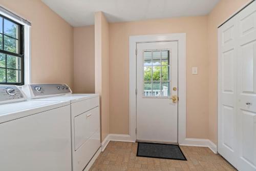 Stay At Our Tasteful Private & Elegant Abode - image 13
