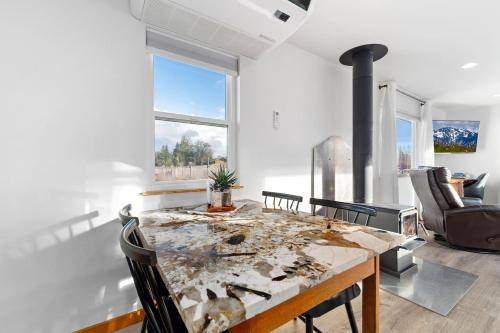Frontier Farmhouse-Sauna &HT - image 12