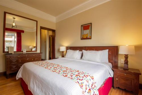 Best Western Majestic Room Type - King Suite