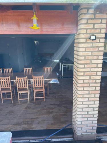 Erkély/terasz, House with pool and great location in Severínia