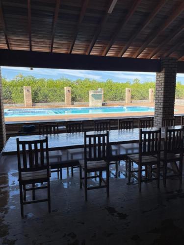 Kilátás, House with pool and great location in Severínia